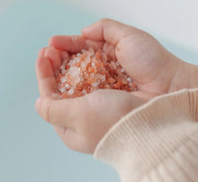 Load image into Gallery viewer, Mindful& Co Magnesium Calming Soak