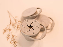 Load image into Gallery viewer, Collapsible Silicone Snackie Cup