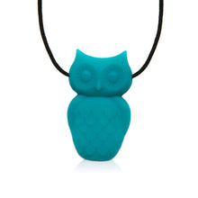Load image into Gallery viewer, Jelly Stone Owl Pendant.